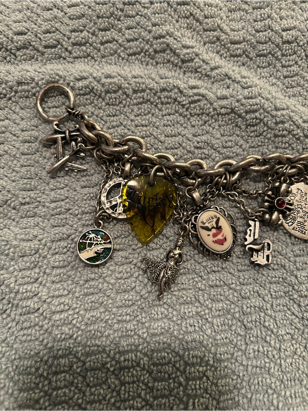 Lucky Brand Hawaiian Islands Charm Bracelet - Picture 2 of 4